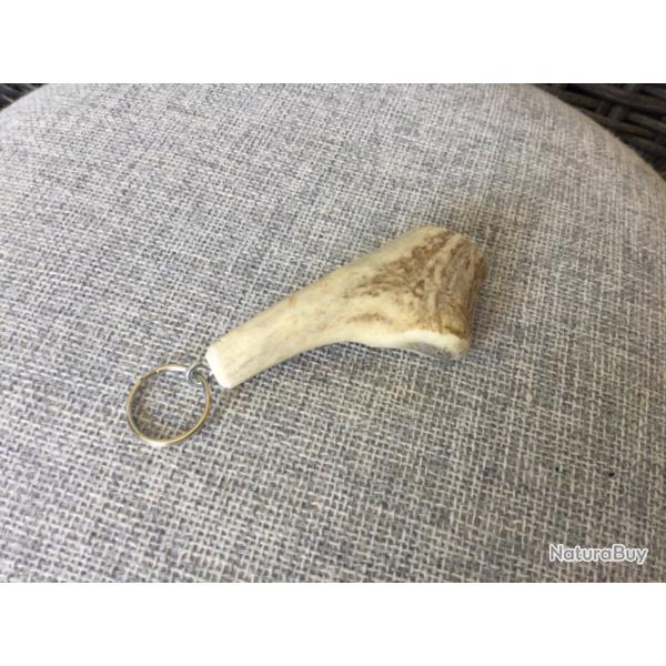 Porte clef en bois de cerf 1