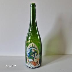 Bouteille (vide) type Magnum sérigraphiée souvenir de communion, à ouvrir 10, 15, 20 ans après