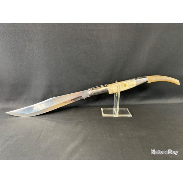 SUPERBE NAVAJA JJ MARTINEZ SANTA CRUZ