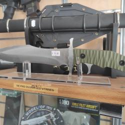 Couteau Rambo 5