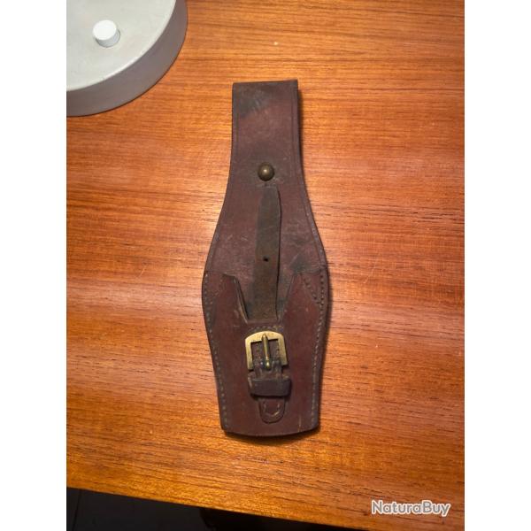 Gousset porte fourreau baonnette berthier 1892