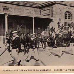 CPA - Marine Militaire - FUNÉRAILLES DES VICTIMES DU CUIRASSE GLOIRE - N°3147