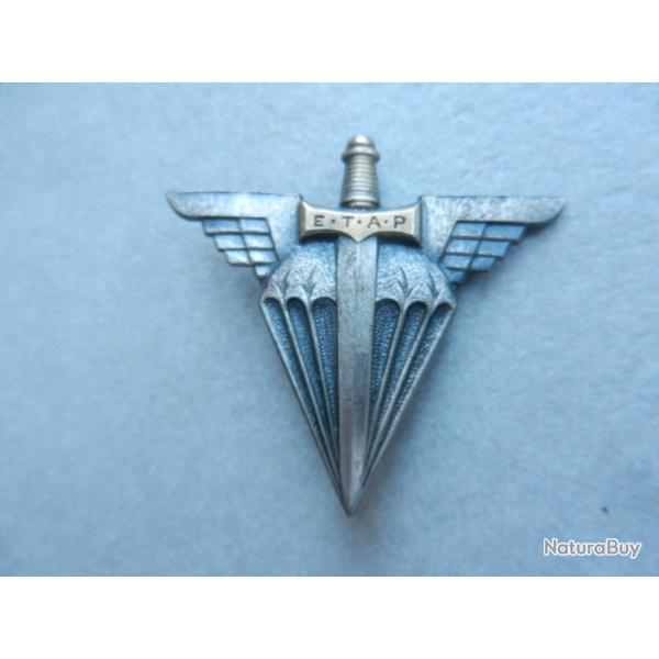 ancien insigne militaire de parachutiste franais( ETAP Pau)