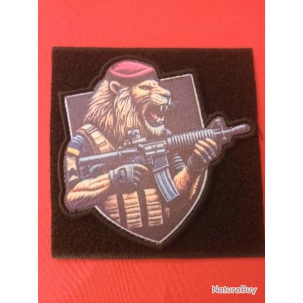 CUSSON COMMANDO ELITE TACTIQUE MILITAIRE SYMBOLE LION SCRATCH DIMENSIONS 8CM