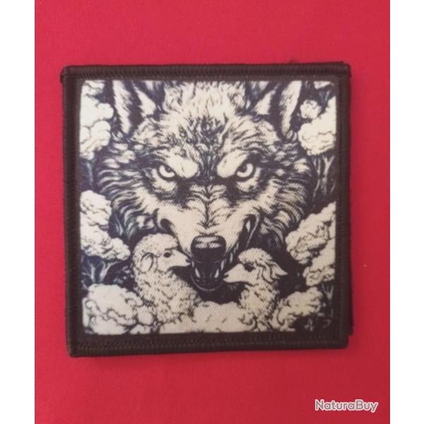CUSSON COMMANDO ELITE TACTIQUE MILITAIRE SYMBOLE LOUP SCRATCH DIMENSIONS 8CM