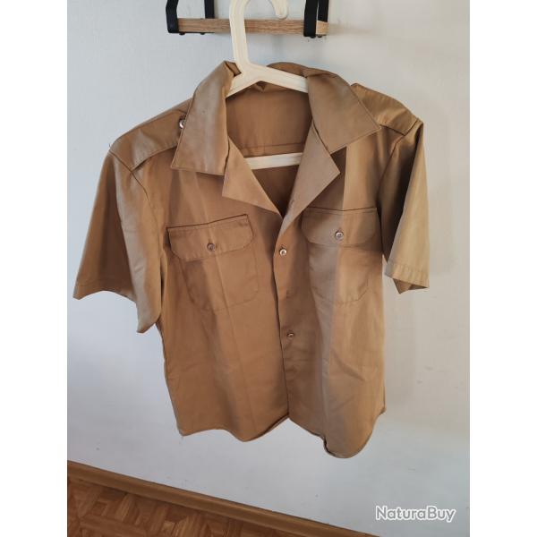 CHEMISE BEIGE, MANCHES COURTES
