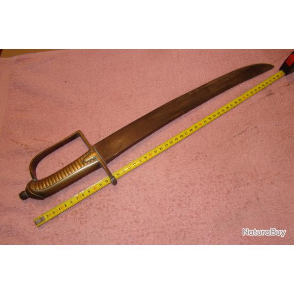 SABRE BRIQUET