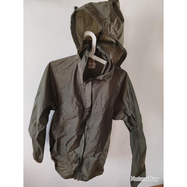 VESTE IMPERMABLE OLIVE, ARME FRANAISE.