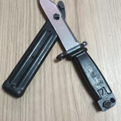 Baïonnette AKM de stock Yougoslave