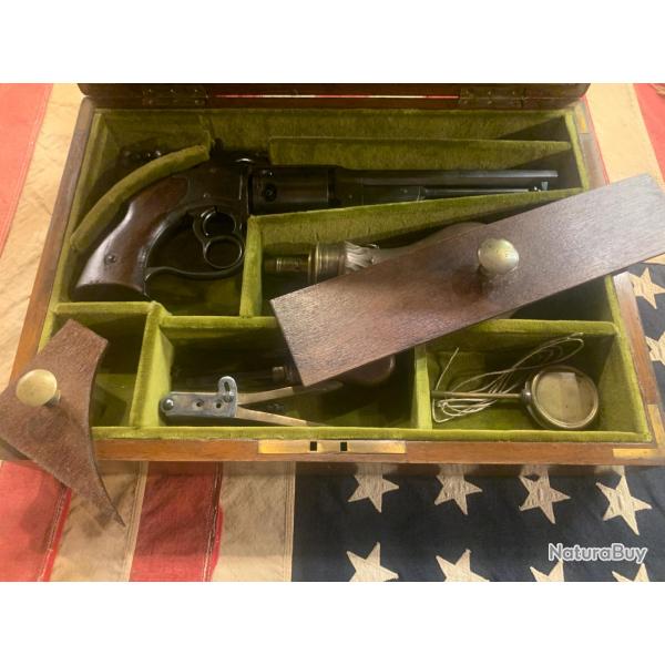 Revolver Savage Navy calibre 36 Guerre de Scession