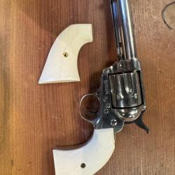 plaquettes et visserie colt 1873