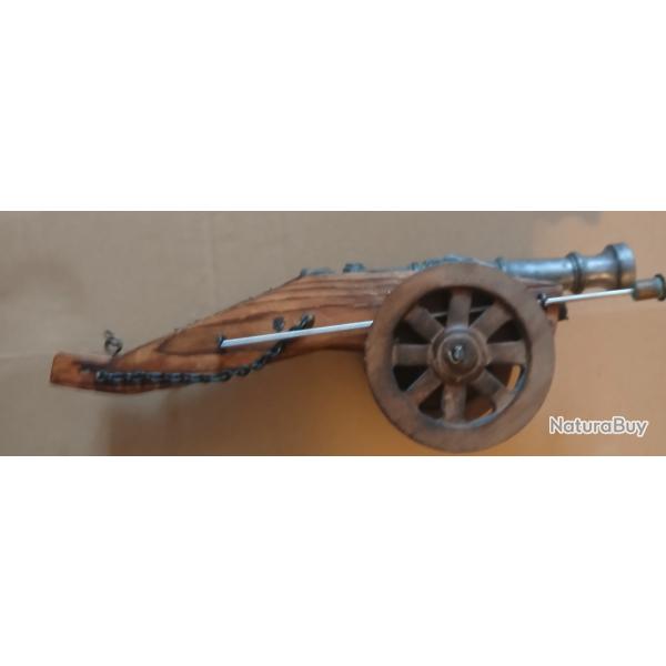 CANON   POUDRE  NOIRE  ORIGINE  ALLEMANDE