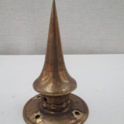 pointe de casque d'officier allemand  se dévisse