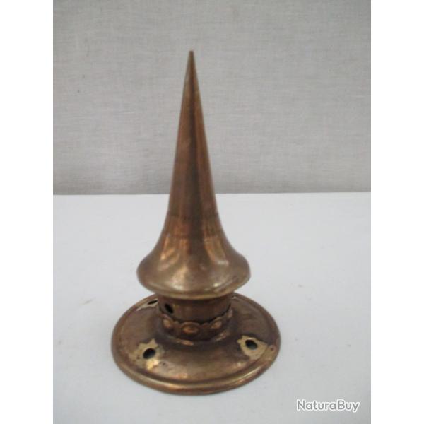pointe de casque d'officier allemand  se dvisse