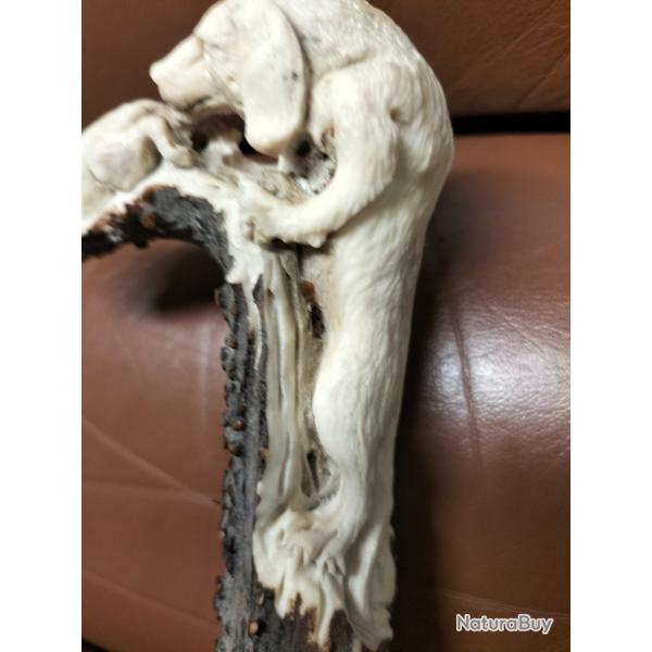 Sculpture statuette en bois de cerf cabinet de curiosits scrimshaw