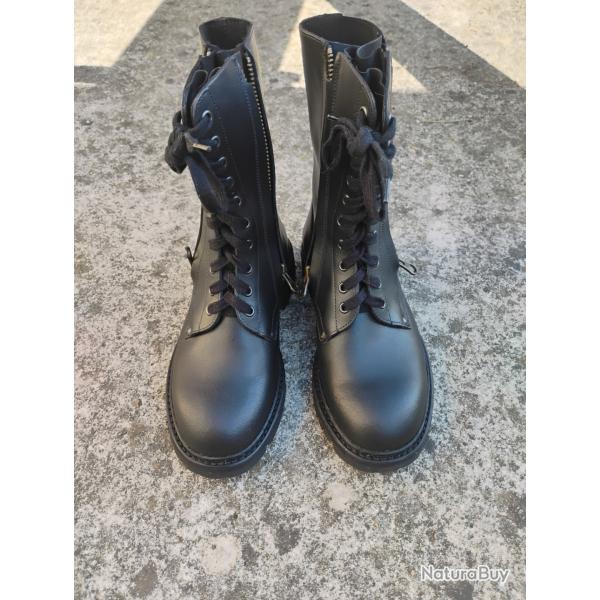 Rangers cuir ESPER zippes taille 40