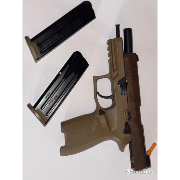 Sig Sauer P320 M17