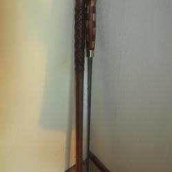 canne epée avec fut sculptée  bois exotique