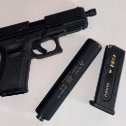 Glock 44 cal 22lr