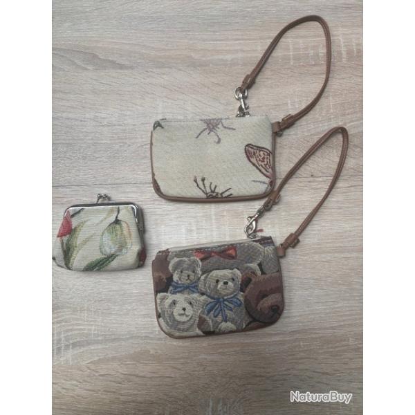 lot de deux petites sacoches et un porte monnaie avec motif en tissu destockage enchere
