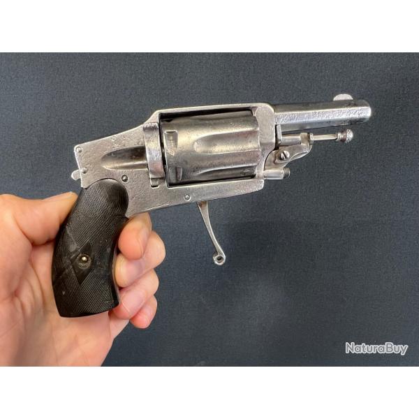 REVOLVER HAMMERLESS cal 6mm velodog