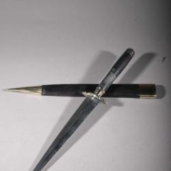 stylet ébène et corne d'antilope 184