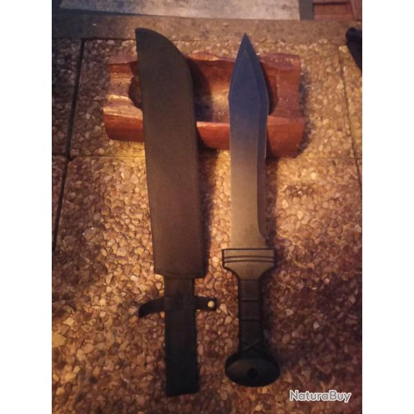 Glaive Lgionnaire Romain Reapr Legion Sword Lame Acier 420 Serrated Manche Nylon Etui Nylon