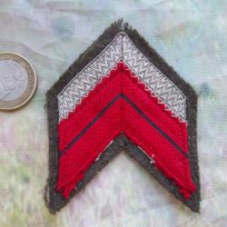 grade militaire artillerie galon caporal brigadier