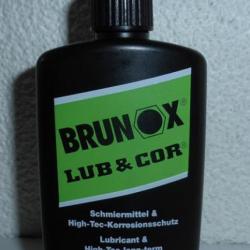 Burette huile lubrifiante et anti-corrosive de longue durée BRUNOX  réf.23036 arme tir tar fusil