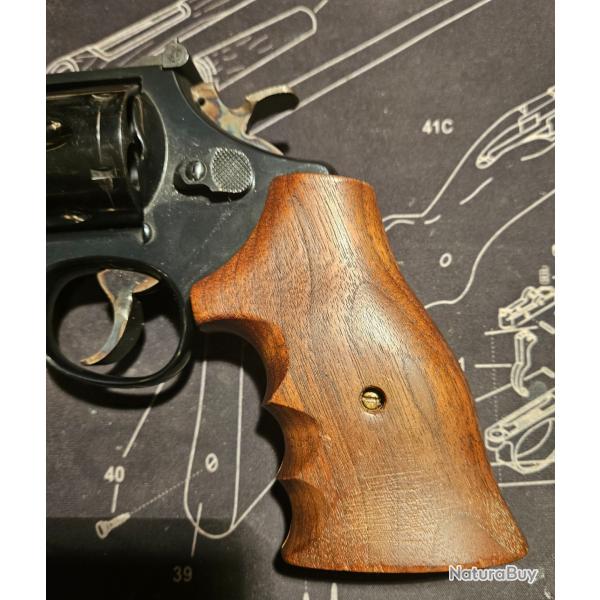 Poigne S&W carcasse N square butt