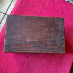 Coffret en bois ancien pour rangements ou autres, pas de prix de réserve