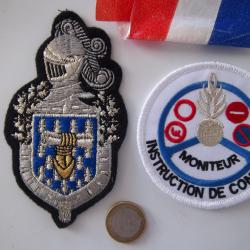 lot collection écussons militaire gendarmerie insignes tissu