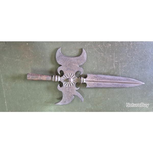 Embout de lance en mtal