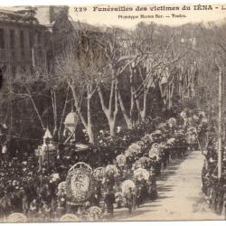 CPA- Marine Militaire - Funérailles des victimes du IENA - Les Couronnes N°3235