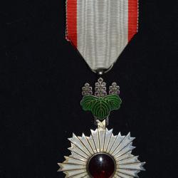 ETOILE DE L'ORDRE DU SOLEIL LEVANT-ETOILE DE 4° CLASSE-JAPON (ORDRE CREE EN 1875)