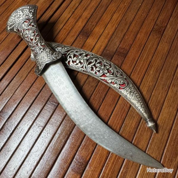 TRS BEAU POIGNARD KANDJAR INDO-PERSAN EMPIRE OTTOMAN GRAVURES ARGENT ET LAME DAMAS