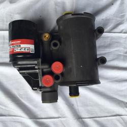 Vends refroidisseur huile moteur pour Verado 150 cv L4