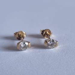 Promo Clous Boucles D'Oreilles OR 18K et Pierres Blanches , 750 , 750/1000 , 18 Carats