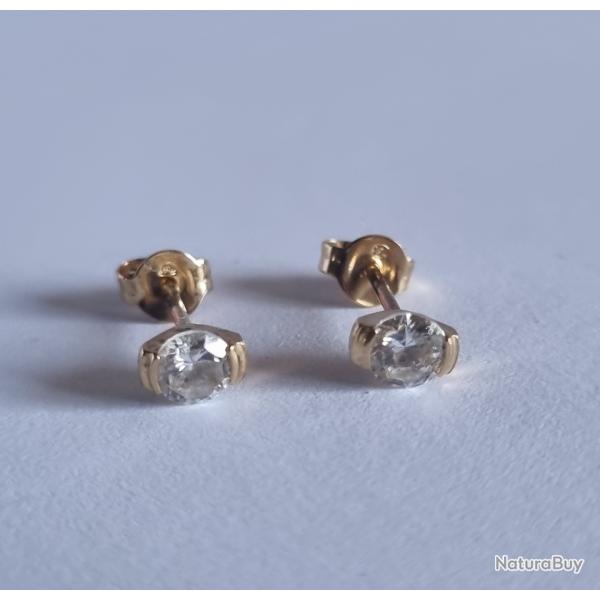 Promo Clous Boucles D'Oreilles OR 18K et Pierres Blanches , 750 , 750/1000 , 18 Carats