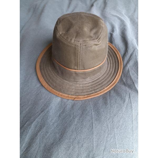 Chapeau huil taille 55