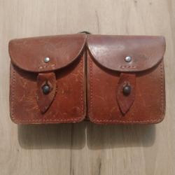 Étuis / cartouchière en cuir pour munitions
