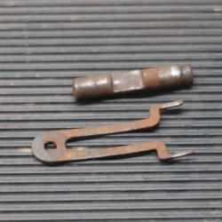 Poussoir de sureté avec son ressort pour fusil Simplex Manufrance Ref @