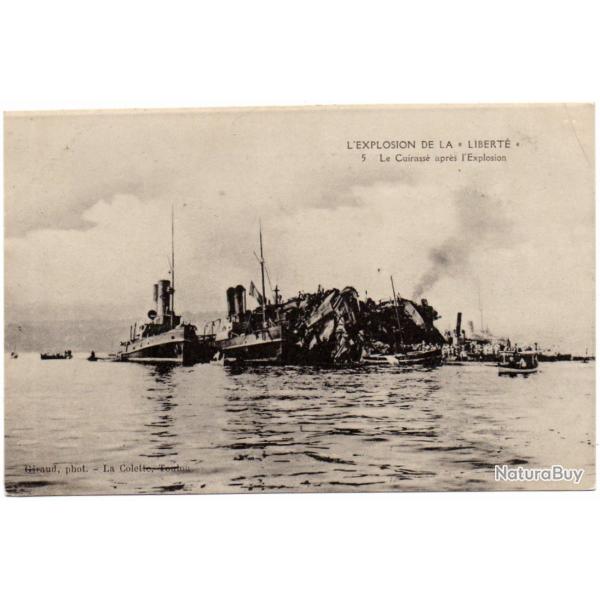 CPA - Marine Militaire - EXPLOSION DE LA LIBERT CUIRASSE PRES L'EXPLOSION - N3177