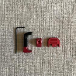 Poussoir de chargeur et cover plate Glock