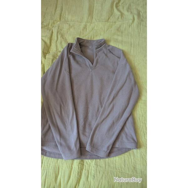 Pull beige ou vert de chasse