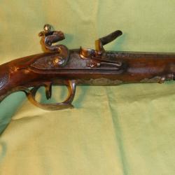 PISTOLET A SILEX SIGNE CHAPON 18 EME