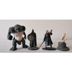 4 figurines du seigneur des anneaux en métal peintes à la main