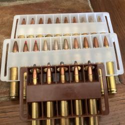 Balles 300 mag. Plusieurs marques. 185 grains.  Munitions. Non rechargées.