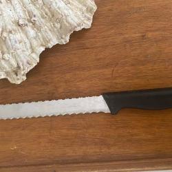 COUTEAU A SURGELER ET A PAIN FABRICATION THIERS  2025 N   3