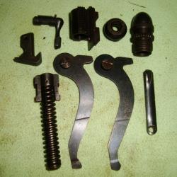 LOT DE PIECES POUR PISTOLET LE FRANCAIS 6.35